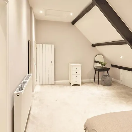 Host & Stay- Graham House 奥斯莫瑟尔雷