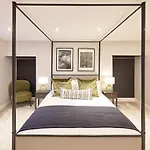 Host & Stay- Graham House Дом отдыха *